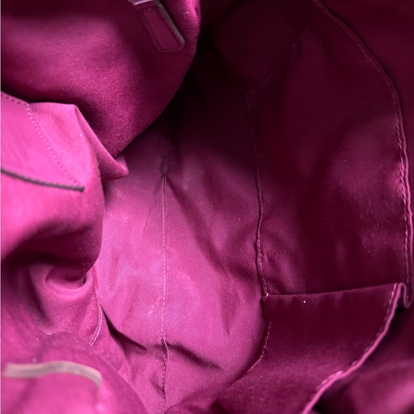 AUTHENTIC COACH PURSE F24884 SIGNATURE, GREAT CONDITION W/ REMOVABLE STRAP USED - Picture 10 of 13